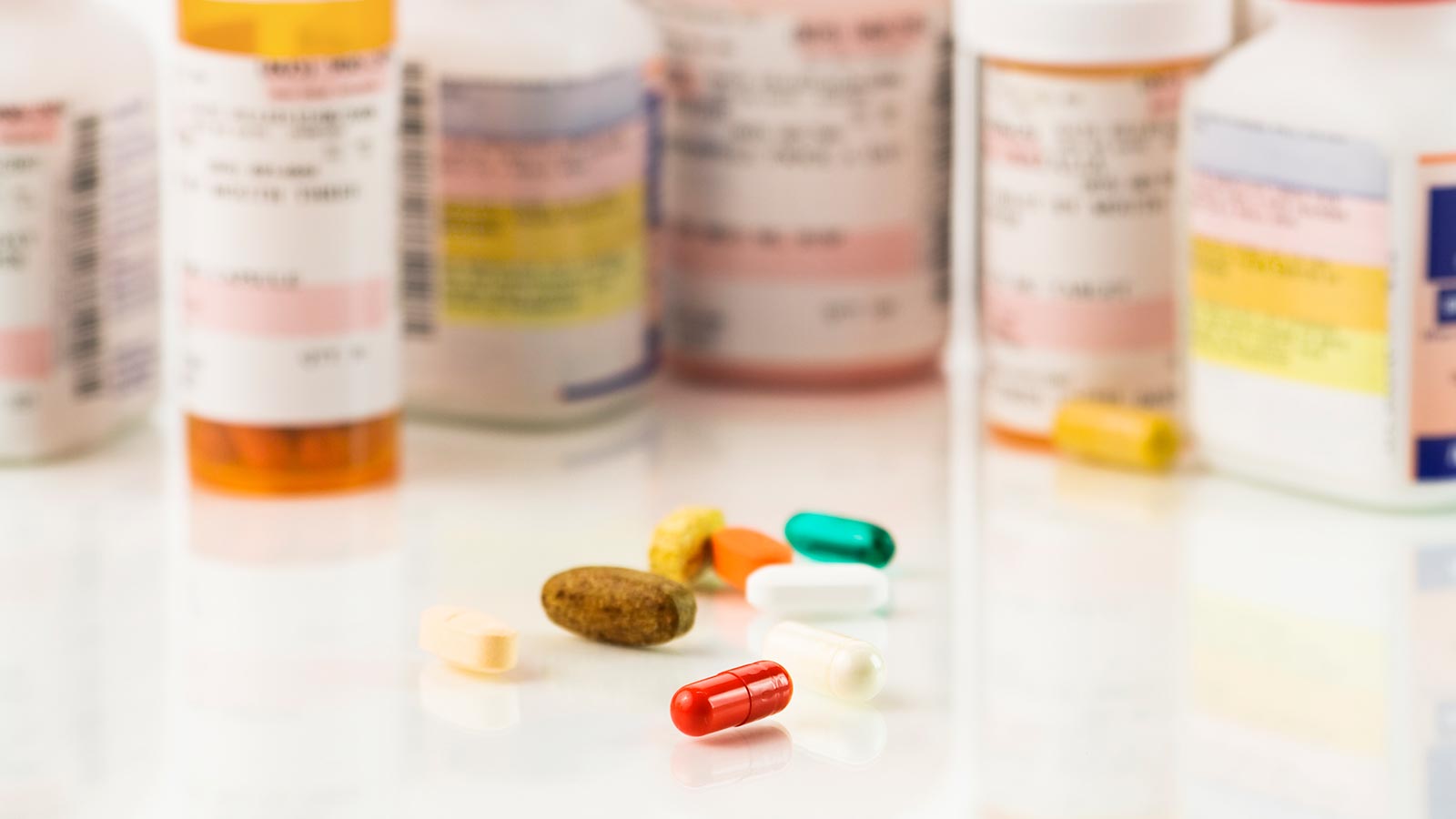 Vitaminas: cuidado con los suplementos